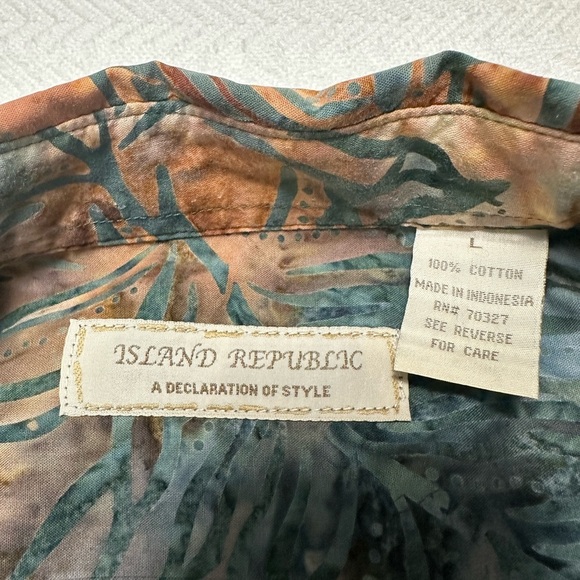 Island, Republic, men’s large tropical print short sleeve shirt - Picture 4 of 6